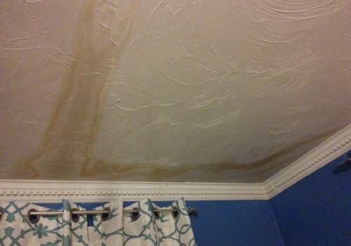 How long does drywall stay wet after a leak in NJ?